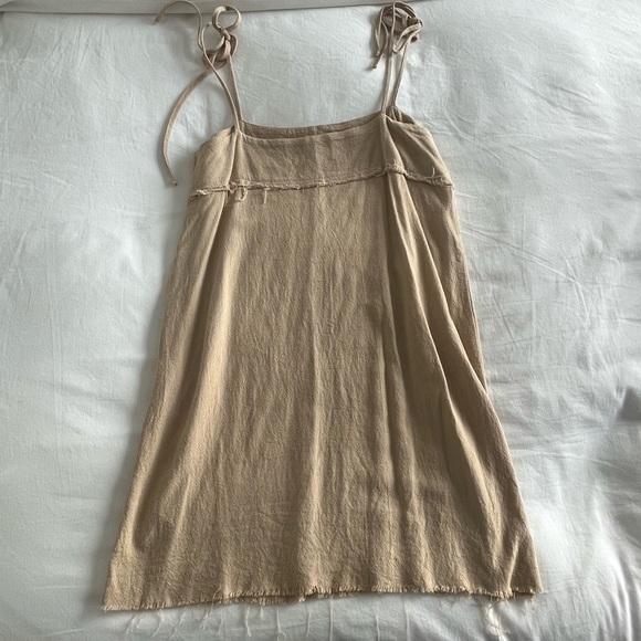 Polly Nude tie shoulder strap dress - Picture 4 of 6